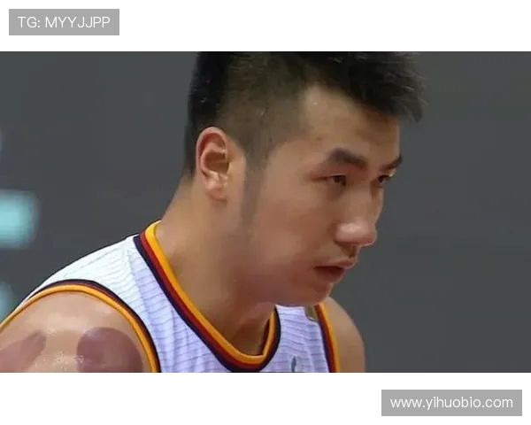 邹雨宸的艺术之路与人生哲学探讨：从舞台到生活的多重角色演绎